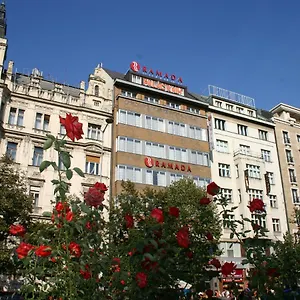 Ramada Centre Hotell Prag