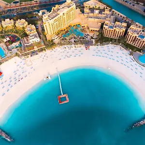 Курортный комплекс Doubletree By Hilton & Marjan Island